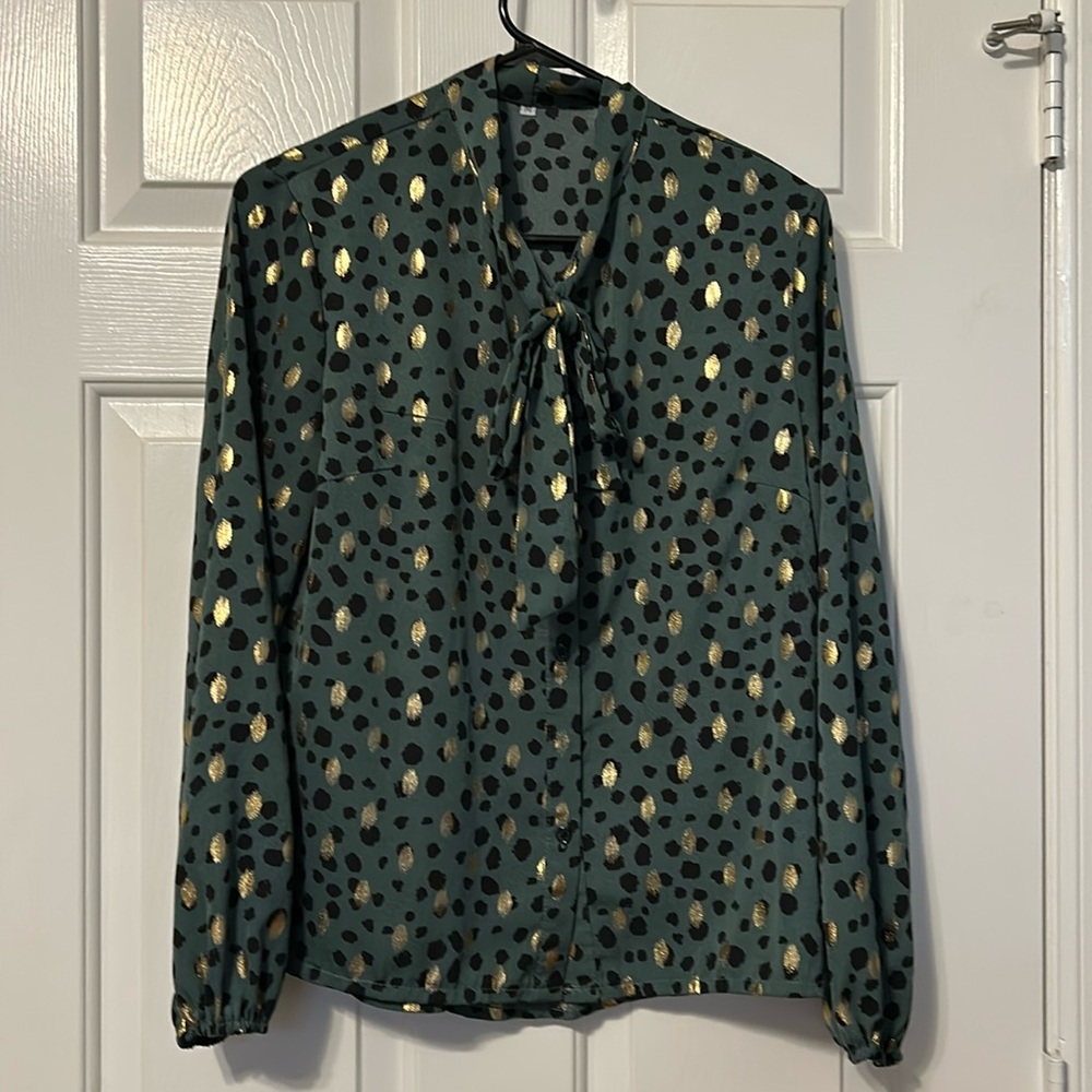 Green Polka Dot Long Sleeve Blouse Size M